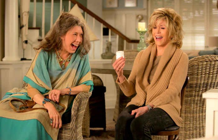 10 Netflix Comedy TV Shows That Will Humor Up Your Weekend