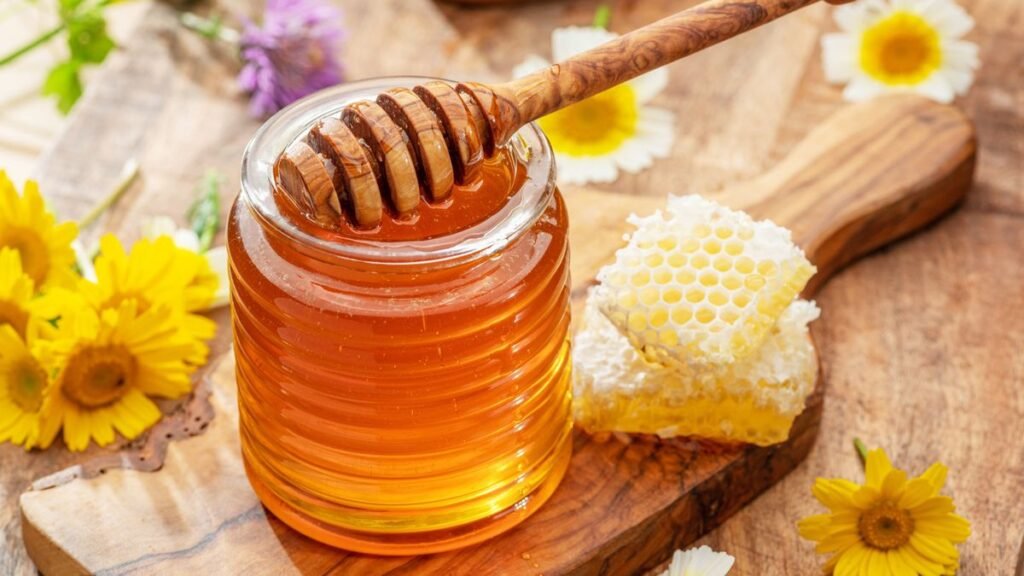 Honey - Home Remedies for Pimples